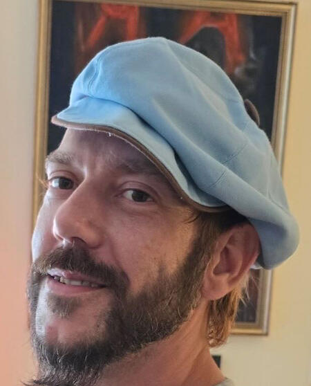 Fabulous hats for every head. Custom made.